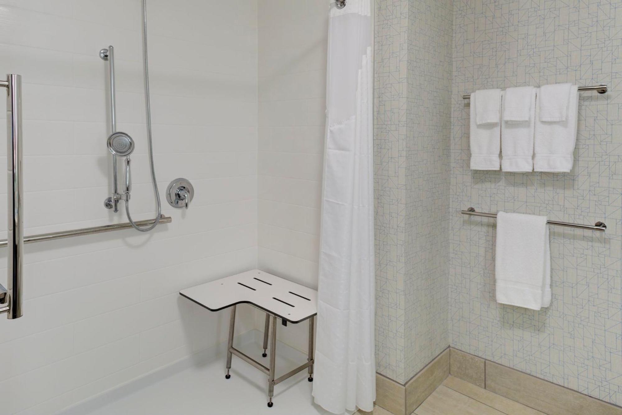 Holiday Inn Express & Suites - King George - Dahlgren By Ihg Alden Zewnętrze zdjęcie